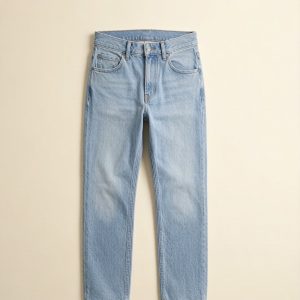 straight-leg men's jeans in stone wash — main